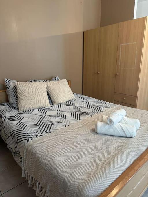 Bel Appartement, Coeur De Morlaix Esterno foto